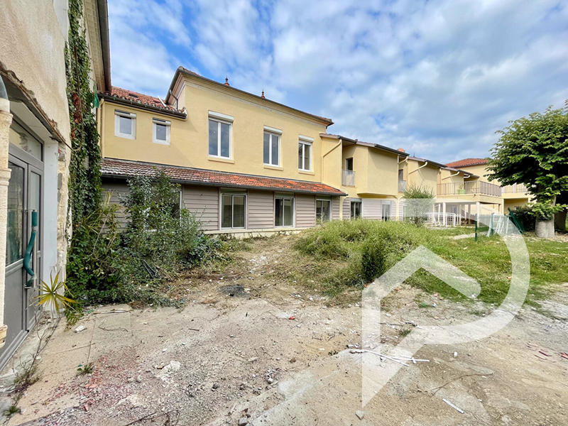 Local commercial - 185 m² - 3 pièces