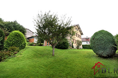 Maison - 179 m² - 9 pièces