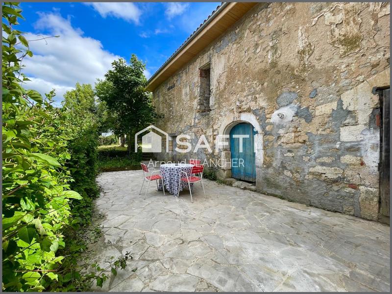 Maison - 93 m² - 4 pièces
