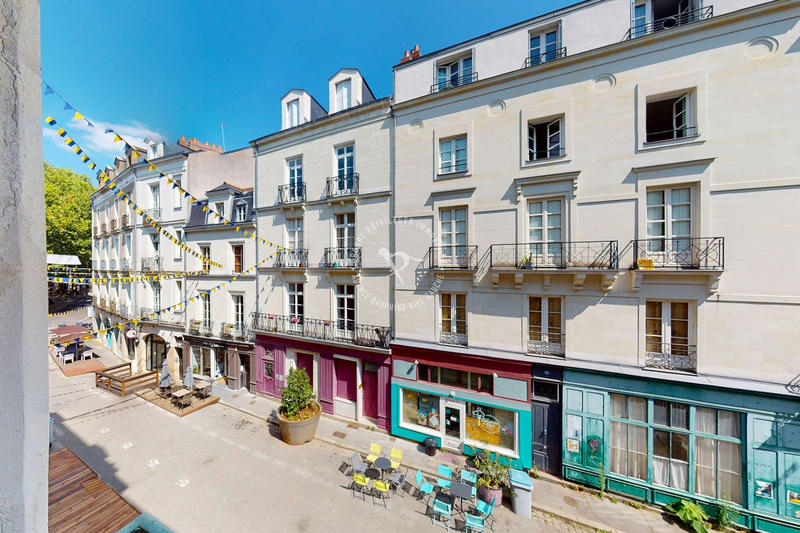 Bureau - 149 m² - 7 pièces