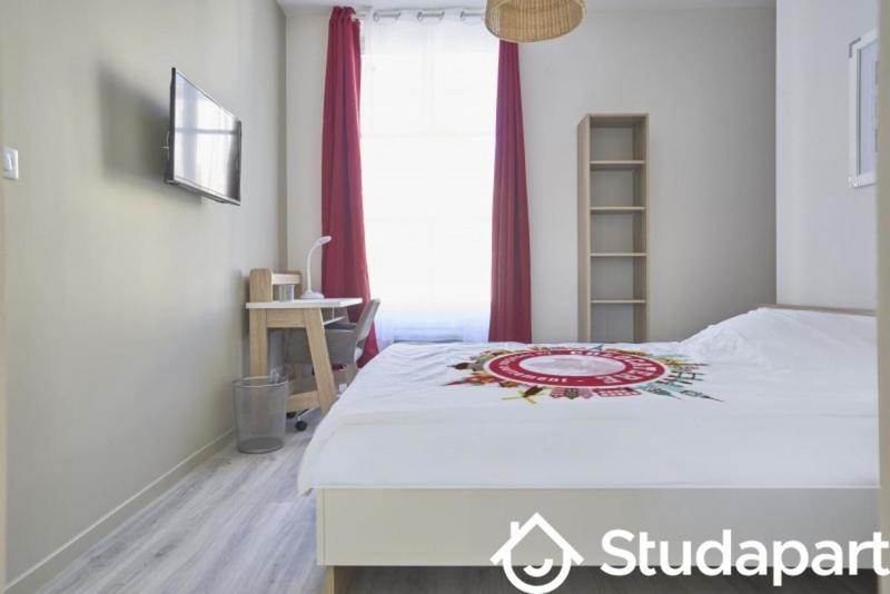 Chambre - 13 m² - 1 pièce