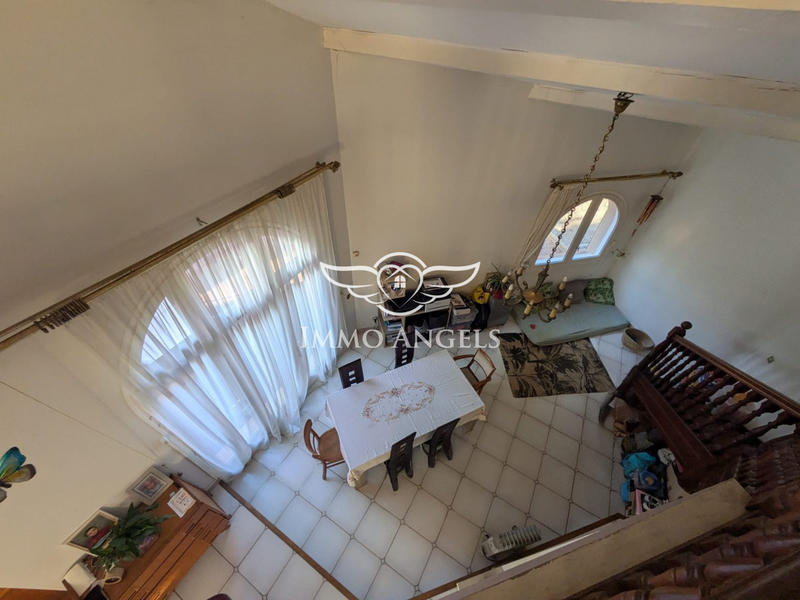 Villa - 266 m² - 7 pièces