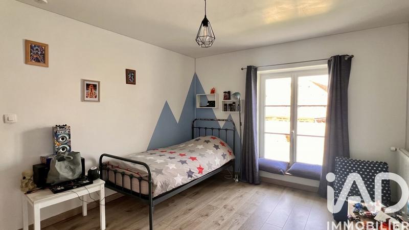 Maison - 200 m² - 6 pièces