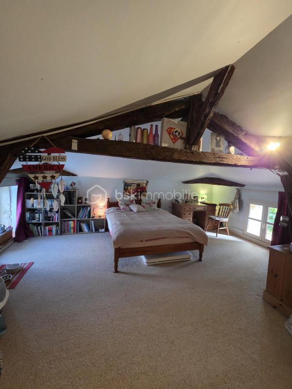 Maison en pierre - 170 m² - 6 pièces