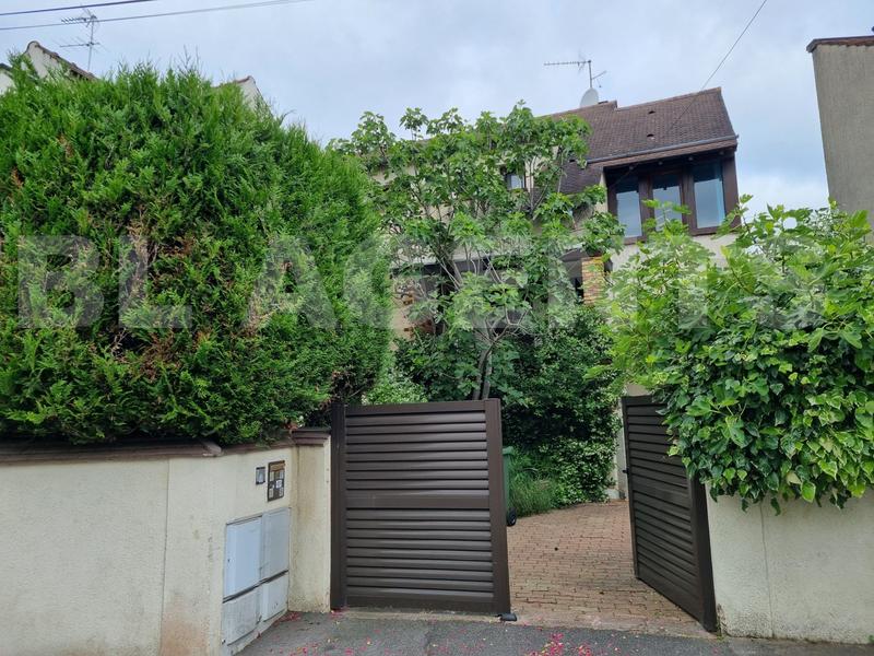 Maison d'architecte - 140 m² - 7 pièces