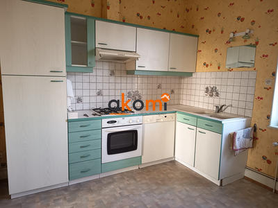 Maison - 170 m² - 14 pièces