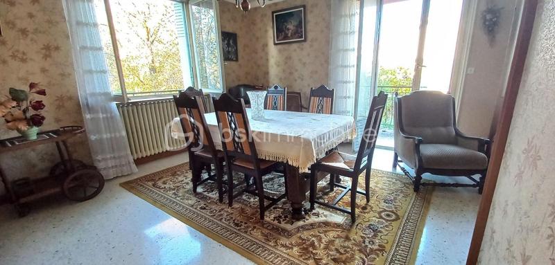 Maison traditionnelle - 160 m² - 6 pièces