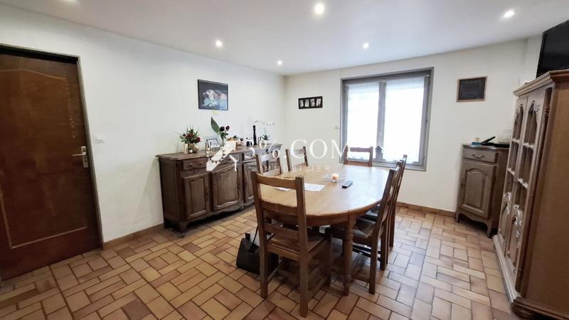 Maison de village - 112 m² - 6 pièces