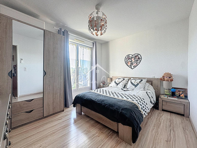 Maison - 98 m² - 4 pièces