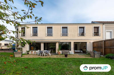 Maison contemporaine - 230 m² - 6 pièces