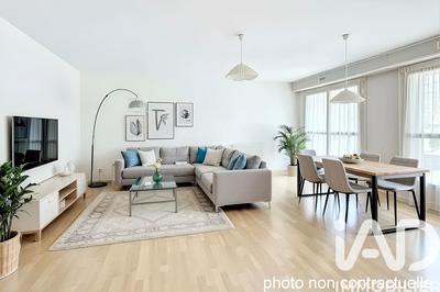 Appartement - 85 m² - 5 pièces