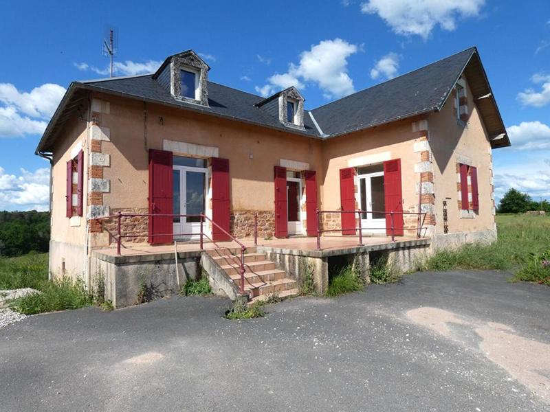 Maison - 94 m² - 4 pièces