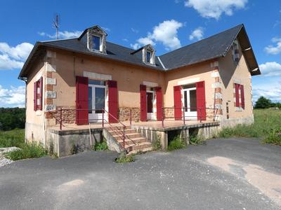 Maison - 94 m² - 4 pièces