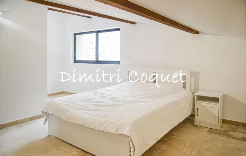 Propriété - 415 m² - 14 pièces