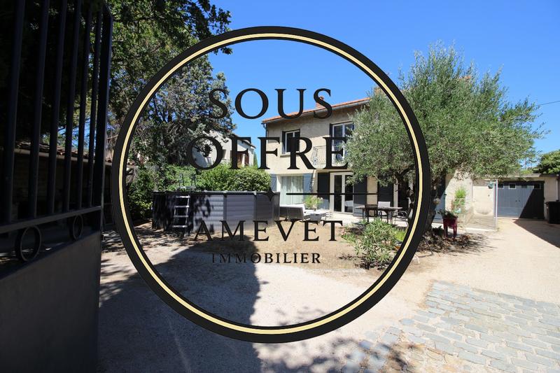 Villa - 145 m² - 6 pièces