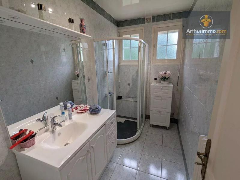 Maison - 138 m² - 5 pièces