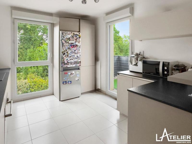 Appartement - 83 m² - 4 pièces