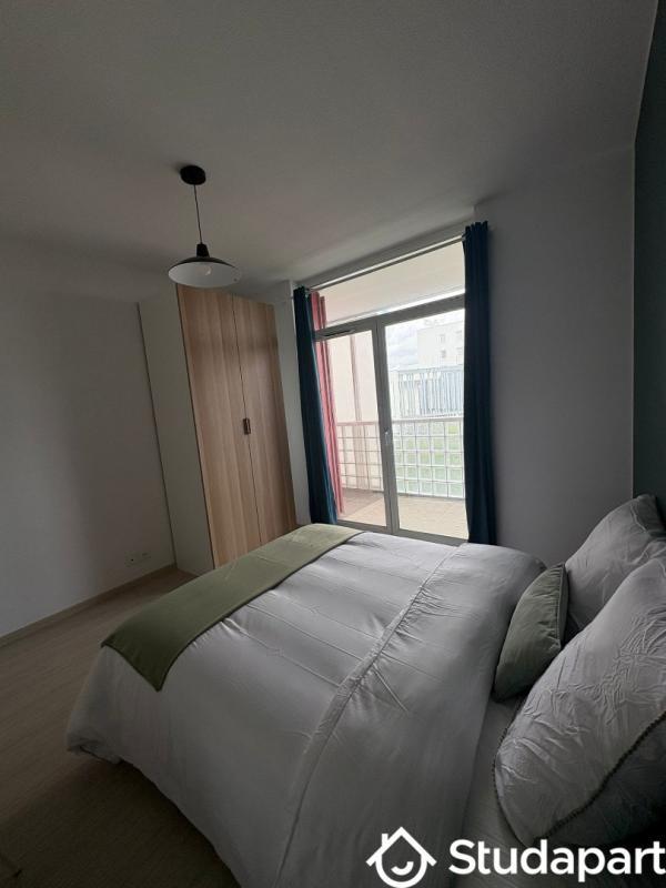 Chambre - 10 m² - 1 pièce