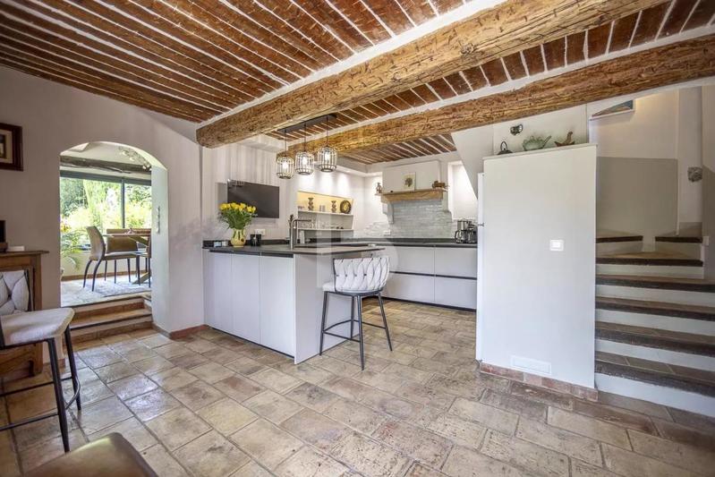 Mas - 160 m² - 6 pièces