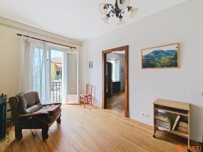 Maison de village - 310 m² - 8 pièces