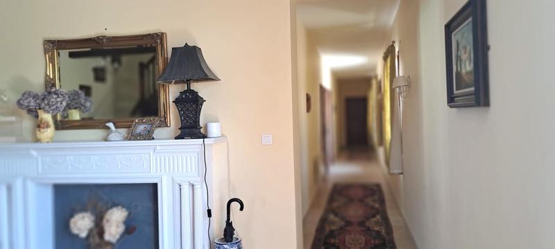 Maison - 400 m² - 8 pièces