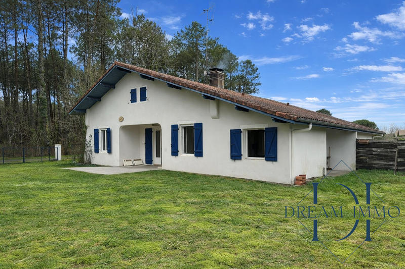 Maison - 90 m² - 4 pièces