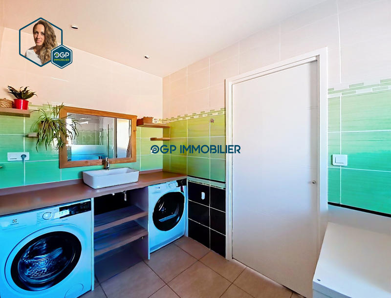 Maison - 93 m² - 4 pièces