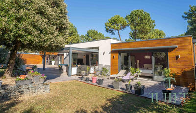 Villa - 238 m² - 5 pièces