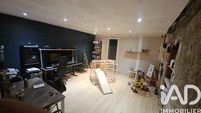 Maison - 97 m² - 4 pièces