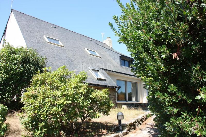 Maison - 160 m² - 8 pièces