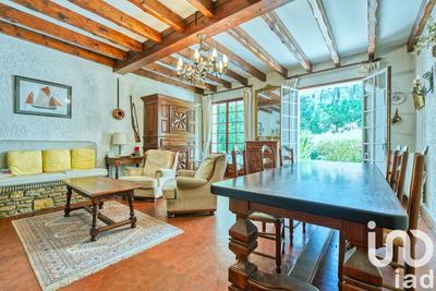 Maison - 102 m² - 5 pièces