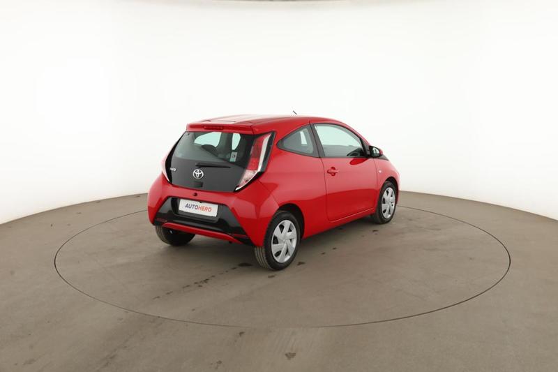 Toyota Aygo 1.0 Vvt-i X-Play 5p 69 ch