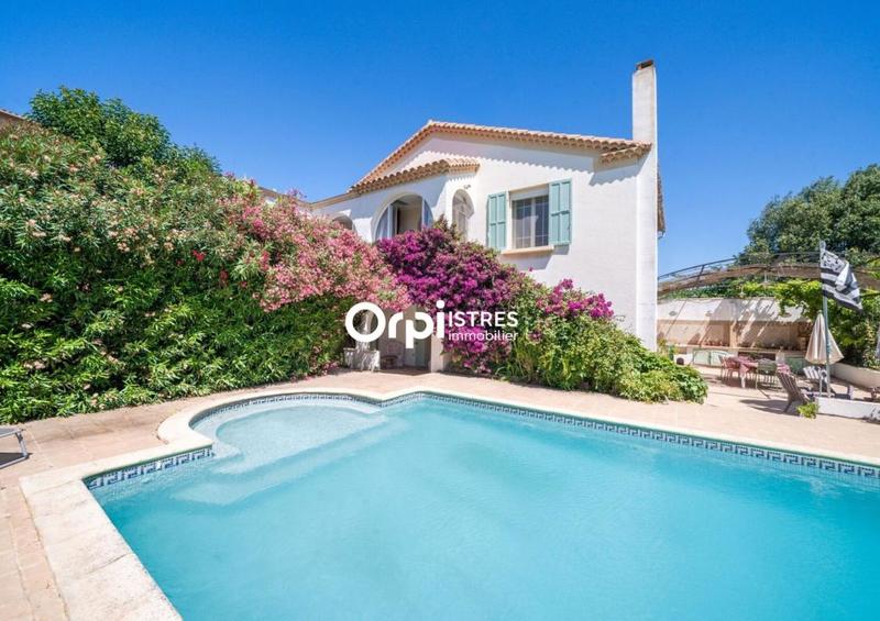 Maison - 260 m² - 5 pièces