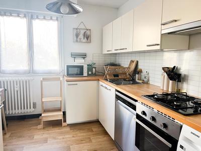 Appartement - 79 m² - 4 pièces