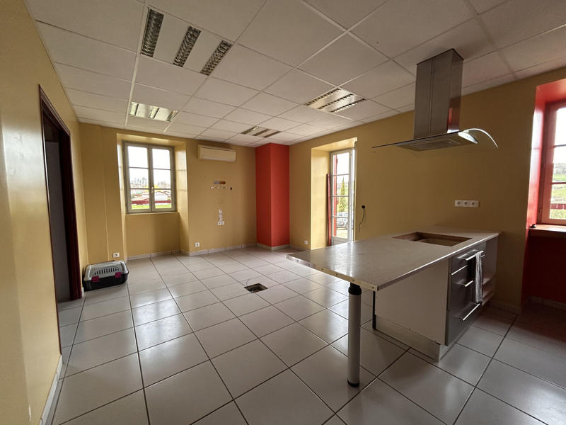 Maison - 192 m² - 5 pièces