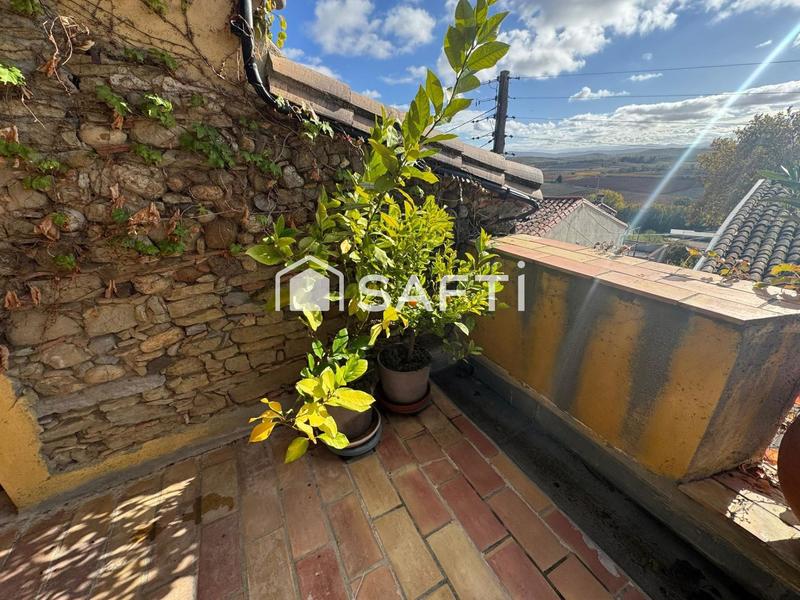 Maison - 140 m² - 5 pièces