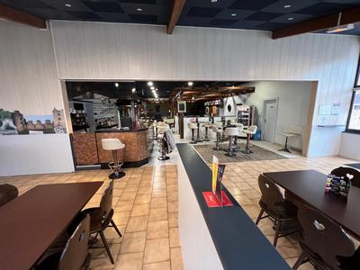 Local commercial - 660 m² - 11 pièces