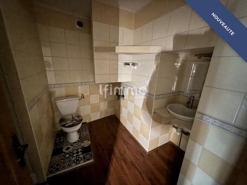 Maison - 300 m² - 9 pièces