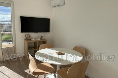 Appartement - 100 m² - 5 pièces