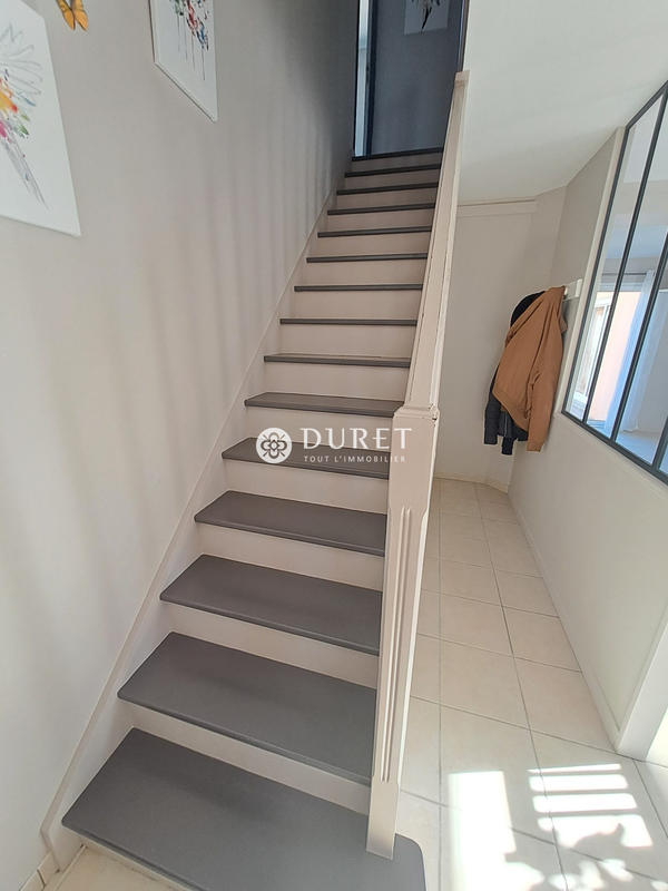 Maison traditionnelle - 127 m² - 7 pièces