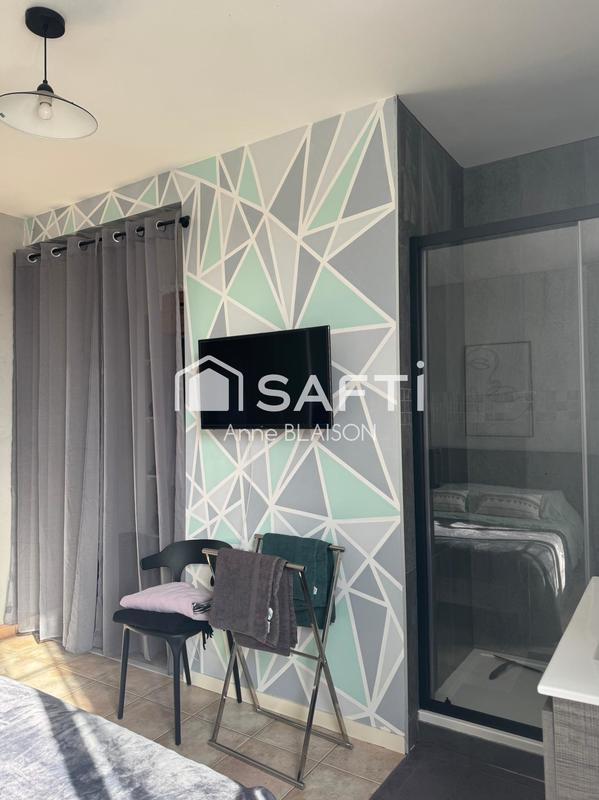 Maison - 182 m² - 11 pièces