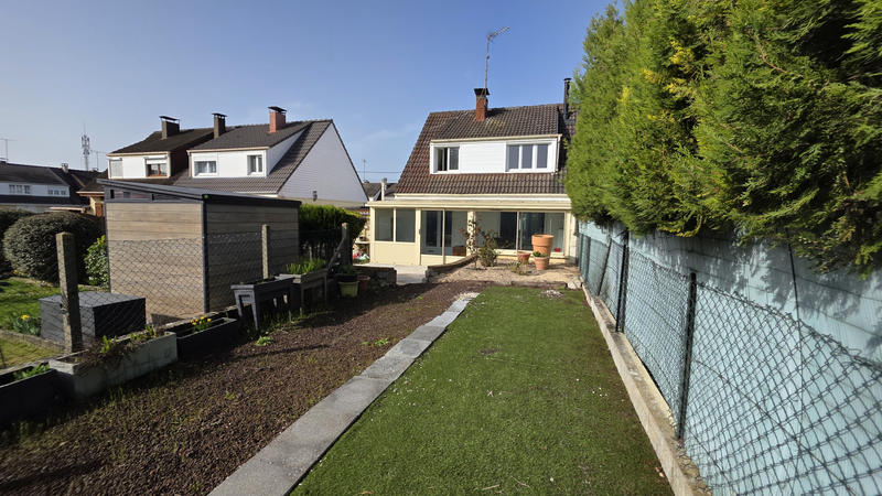 Maison - 101 m² - 5 pièces