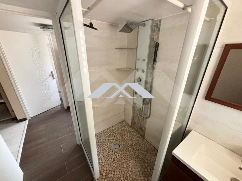 Maison - 309 m² - 6 pièces