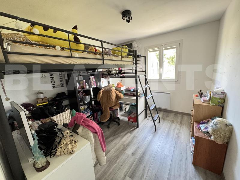 Pavillon - 90 m² - 4 pièces