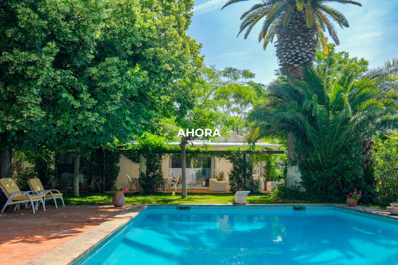 Bastide - 260 m² - 6 pièces