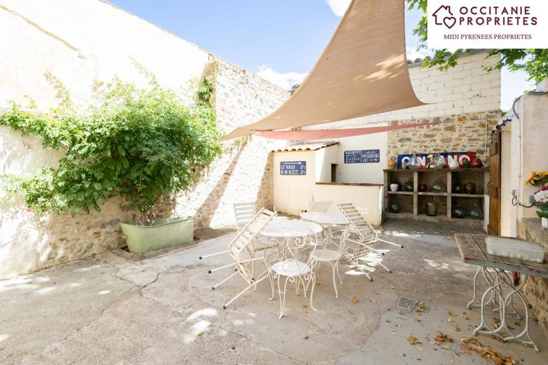 Maison de maîtres - 452 m² - 11 pièces