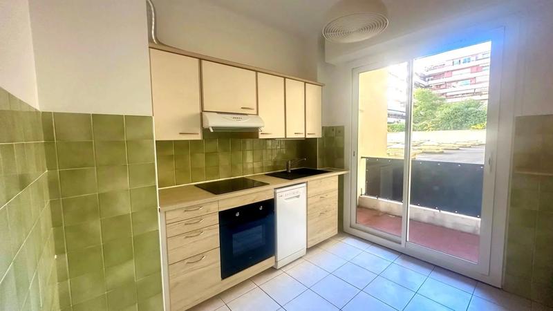 Appartement - 72 m² - 3 pièces