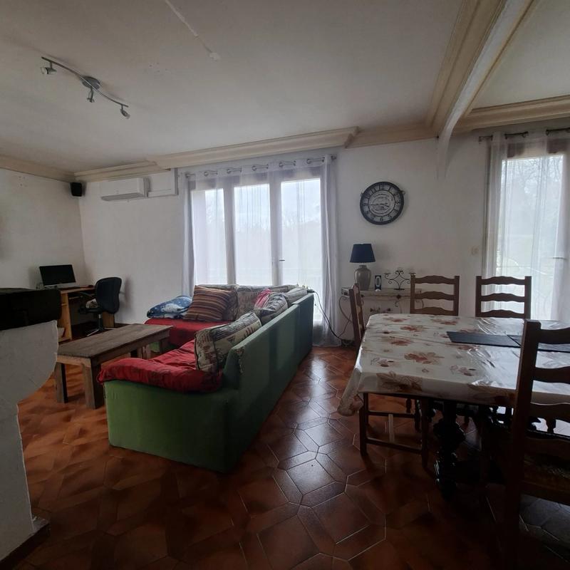 Maison - 266 m² - 5 pièces