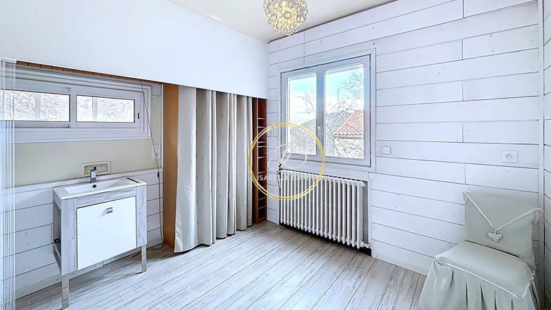 Villa - 110 m² - 5 pièces