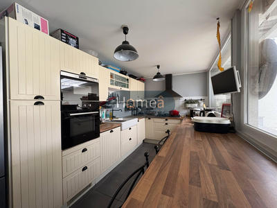 Maison - 95 m² - 3 pièces